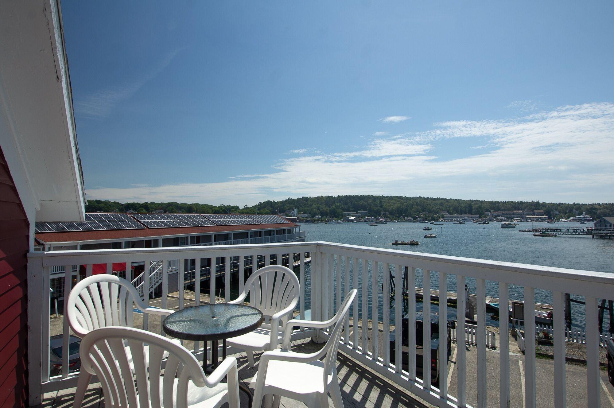 Tugboat 3* Boothbay Harbor