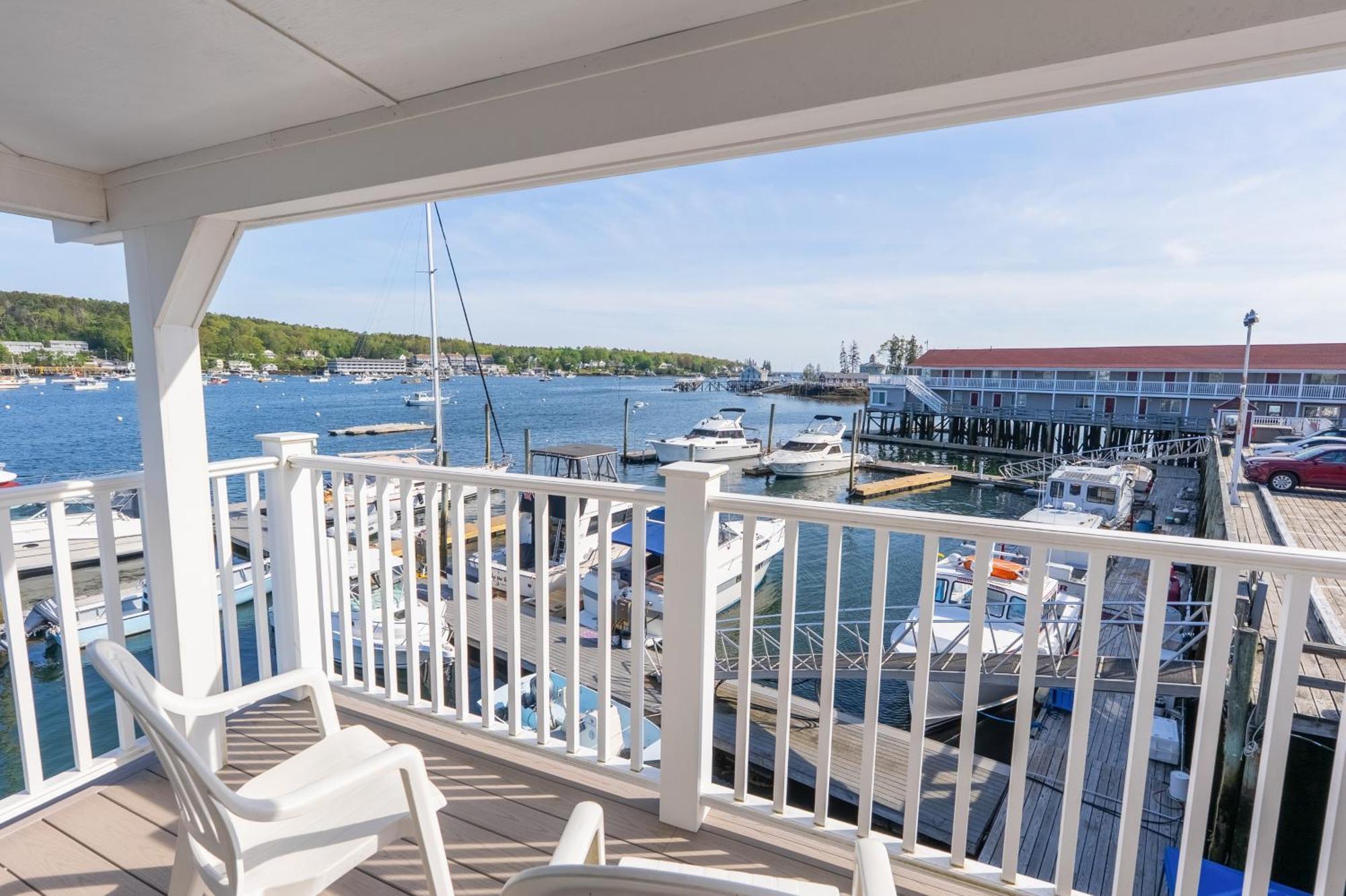Tugboat Motel Boothbay Harbor